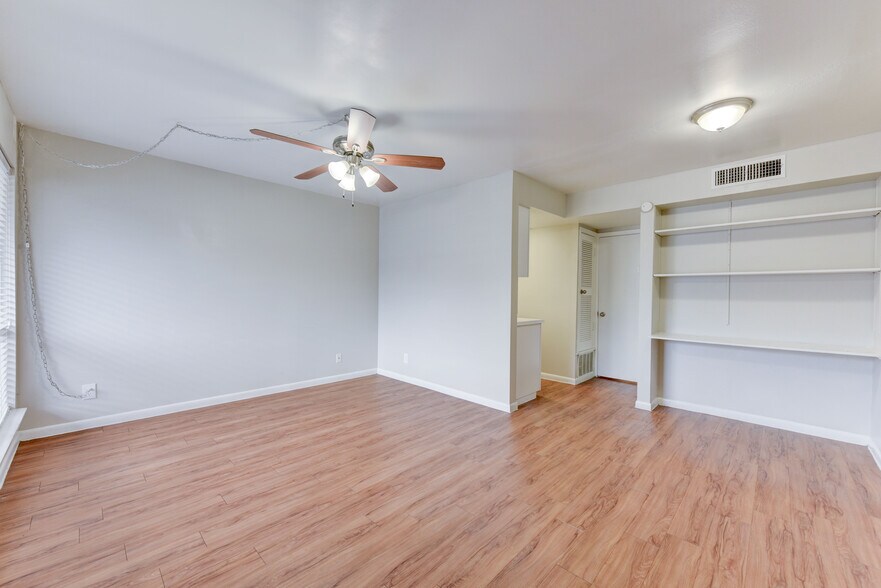 More Photos Of 3501-3503 Speedway, Austin Apartments For Sale