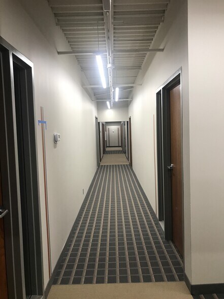 More Photos Of 441-445 NW Old Highway 8, New Brighton Storefront Retail Office For Lease