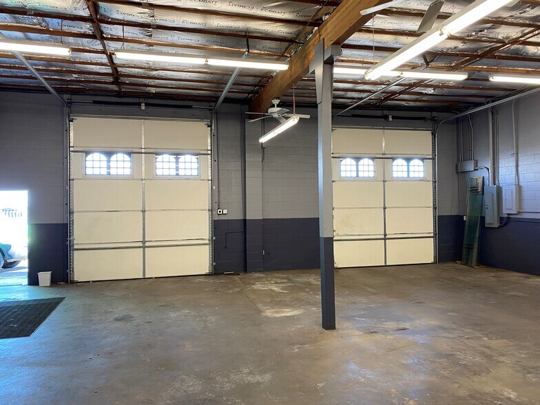 More Photos Of 934 Marine Dr, Port Angeles Warehouse For Lease