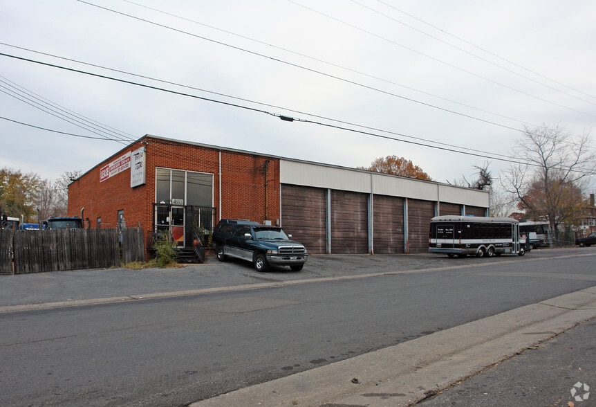 More Photos Of 4910 Lawrence Pl, Hyattsville Service For Lease