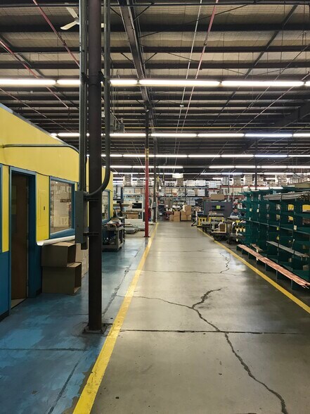 More Photos Of 945 Lafayette Rd, Medina Manufacturing For Lease