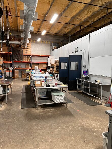 More Photos Of 6900-6914 NW 50th St, Miami Warehouse For Lease