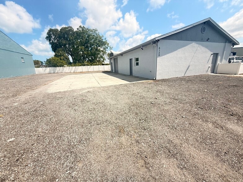 More Photos Of 6129 Siesta Ln, Port Richey Warehouse For Lease