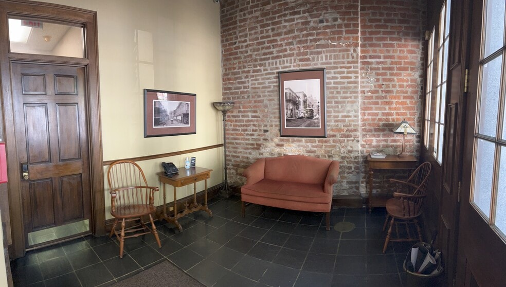 More Photos Of 328 Lafayette St, New Orleans Loft Creative Space For Sale