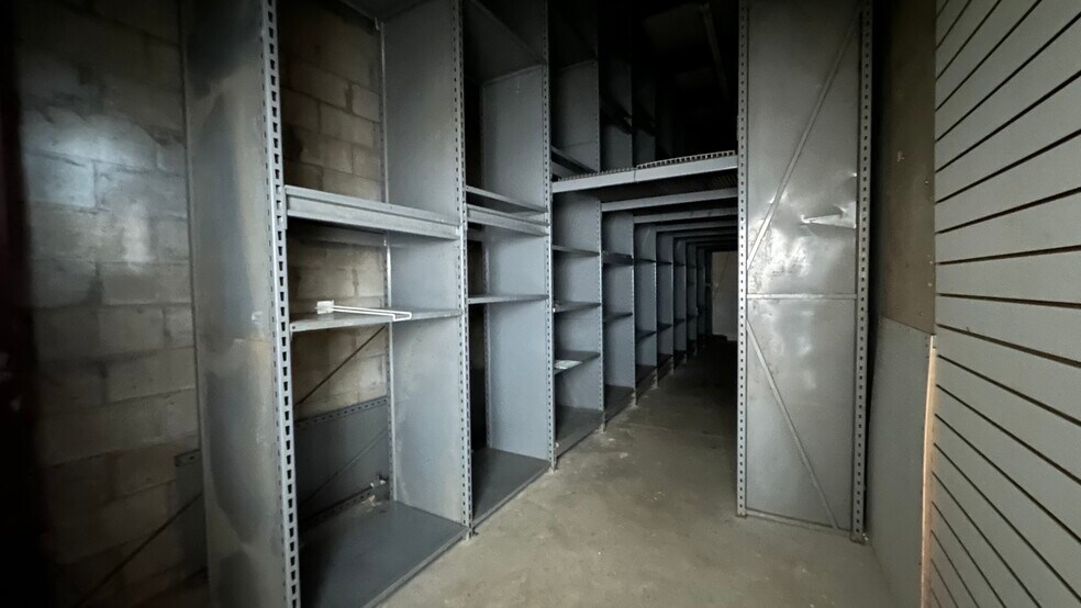 More Photos Of 2401 1/2 Empire, Bloomington General Retail For Sale