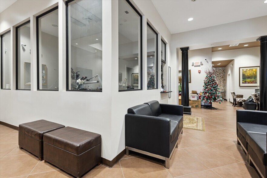 More Photos Of 2111 W Mountcastle Dr, Johnson City General Retail For Sale