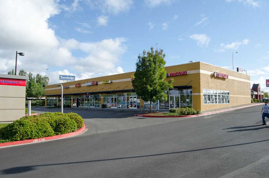 More Photos Of 2705 NE 238th Dr, Troutdale Unknown For Lease