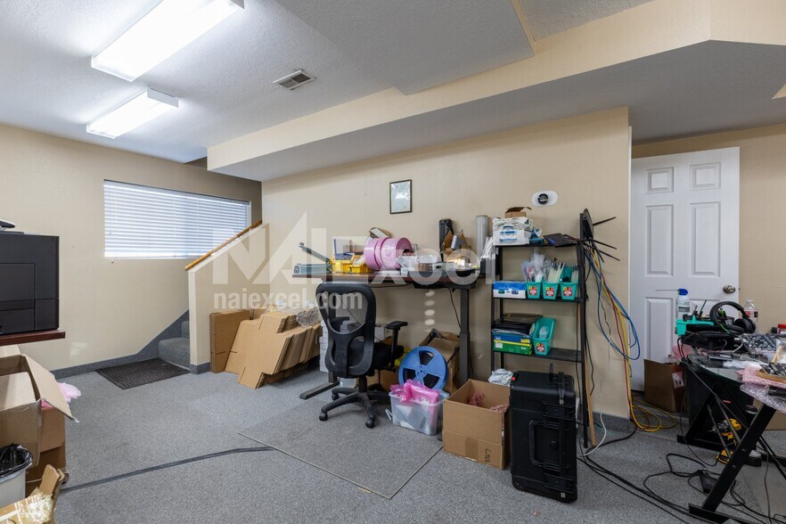 More Photos Of 260 DL Sargent Rd, Cedar City Warehouse For Sale