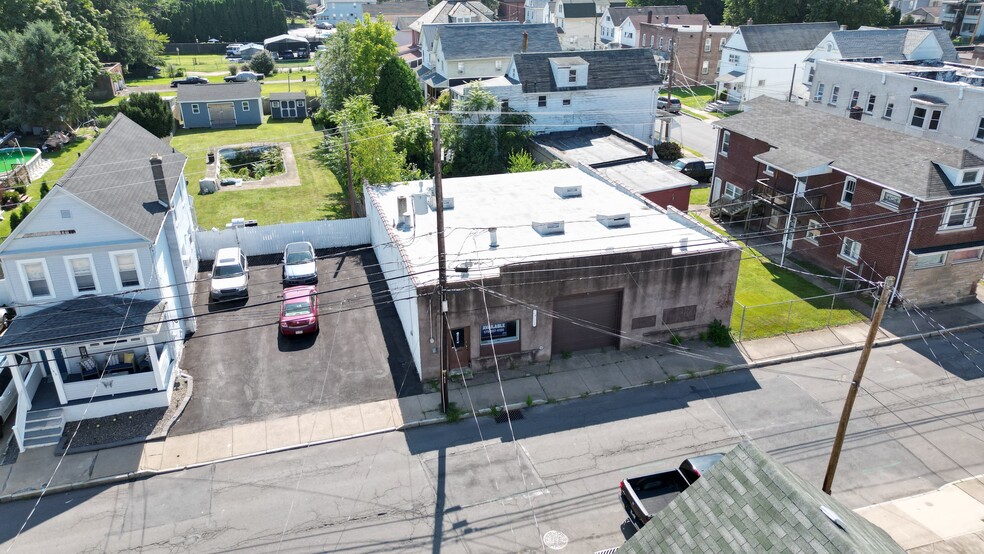 Primary Photo Of 108 Wood St, Wilkes Barre Warehouse For Sale