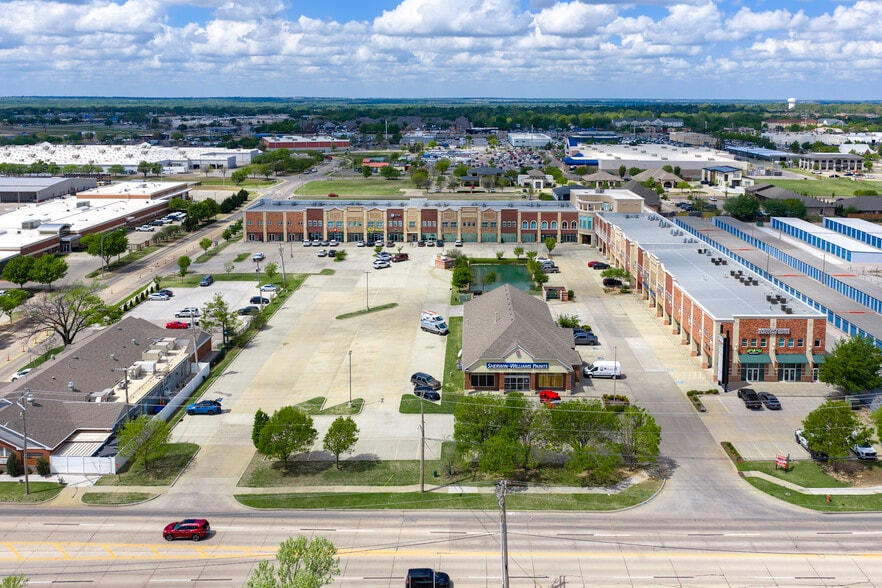 More Photos Of 480 24th Ave NW, Norman Storefront Retail Office For Lease