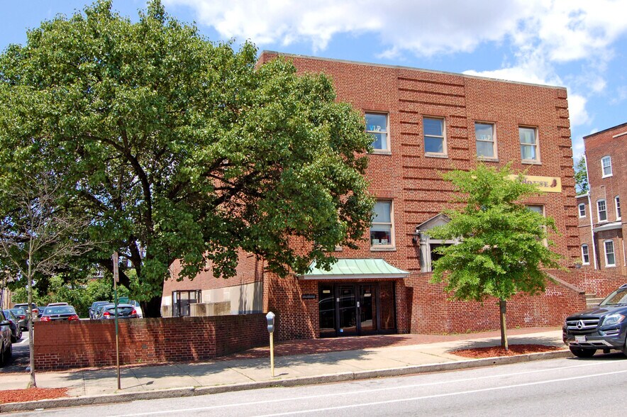 More Photos Of 2506-2510 St. Paul St, Baltimore Office For Lease