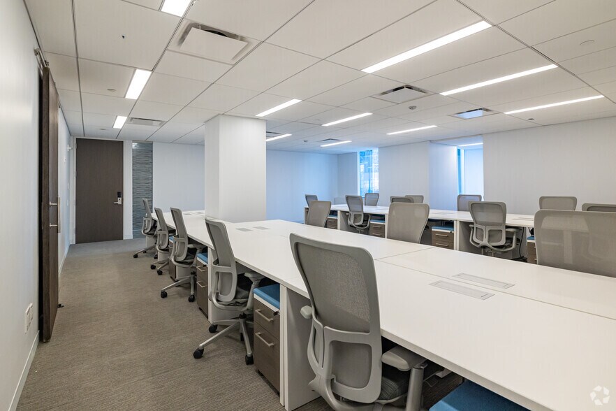 More Photos Of 3 Columbus Cir, New York Coworking Space