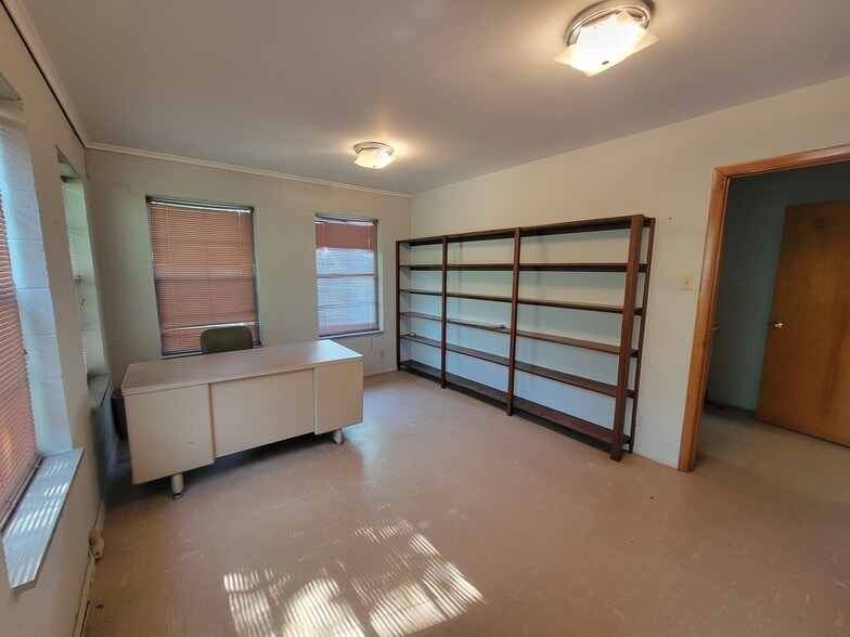 More Photos Of 228 Church St, Winfield Religious Facility For Sale