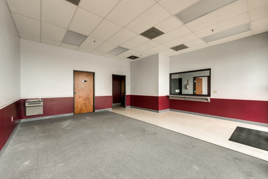 More Photos Of 6801 Rufe Snow Dr, Watauga Unknown For Lease