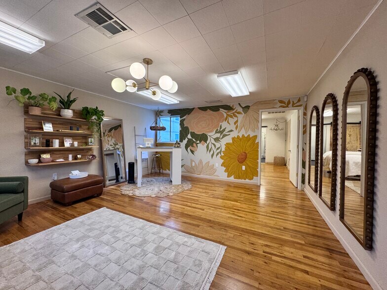 More Photos Of 1936 Shasta St, Redding Office For Sale