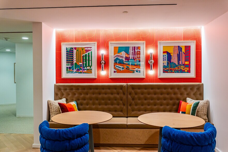 More Photos Of 1750 Tysons Blvd, McLean Coworking Space