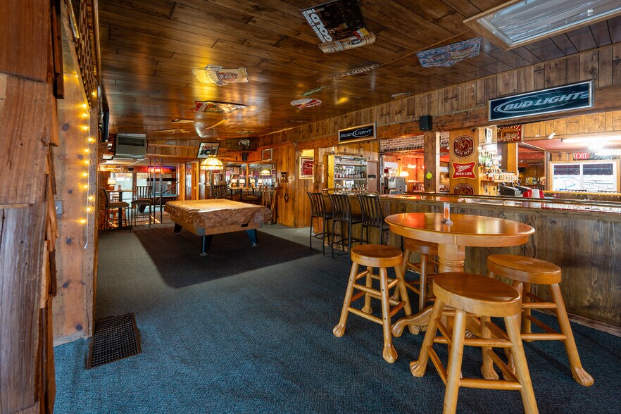 More Photos Of 608 N Chestnut St, Derry Restaurant For Sale