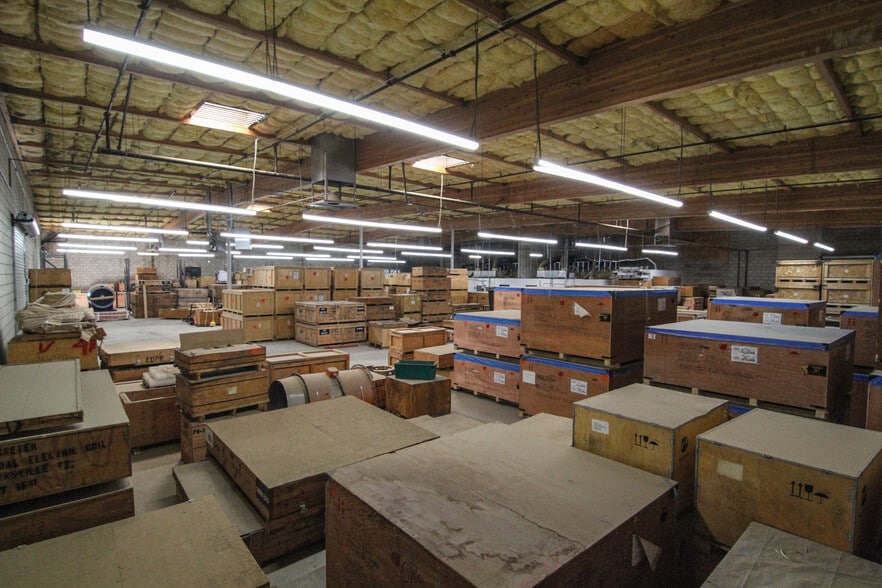 More Photos Of 45440 Trevor Ave, Lancaster Warehouse For Sale