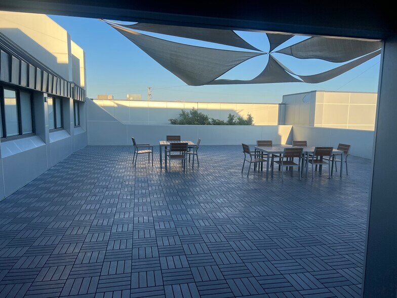 More Photos Of 22750 Hawthorne Blvd, Torrance Unknown For Lease