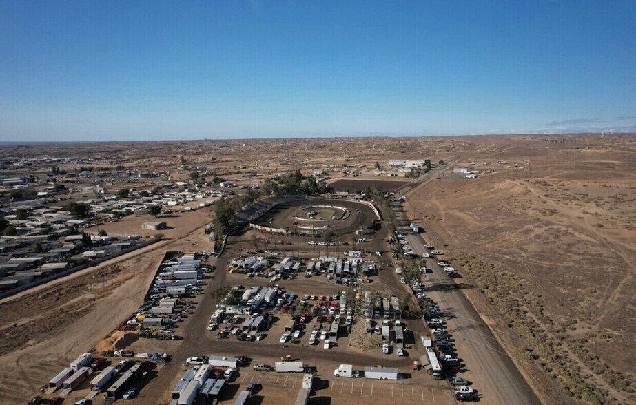 More Photos Of 5001 N Chester Ave, Bakersfield Land For Sale