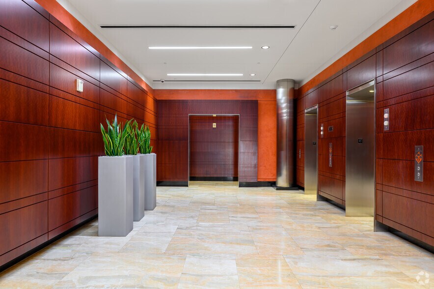 More Photos Of 1701 Duke St, Alexandria Office For Lease