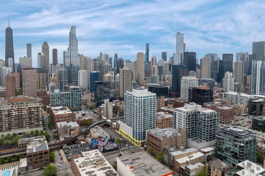 More Photos Of 757 N Orleans St, Chicago Apartments For Sale