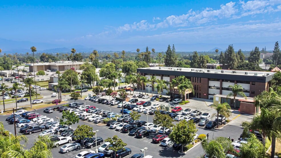 More Photos Of 9041 Magnolia Ave, Riverside Medical For Sale