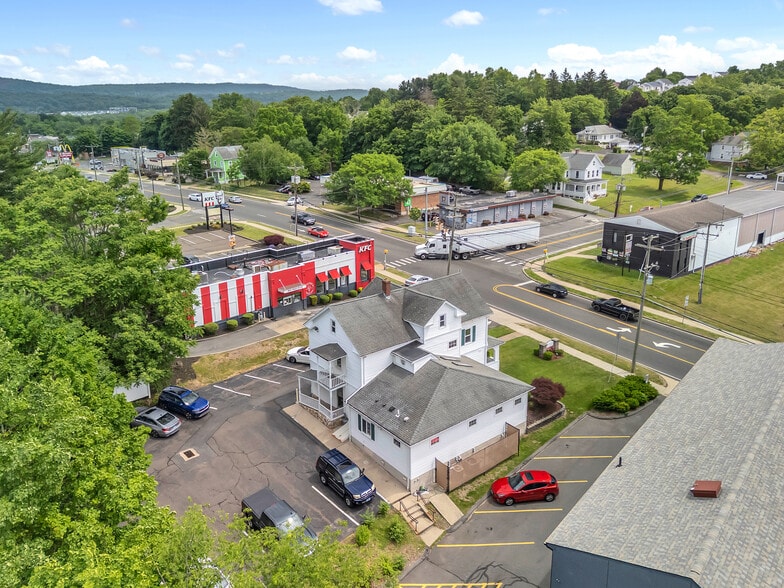More Photos Of 710 E Main St, Meriden Freestanding For Sale