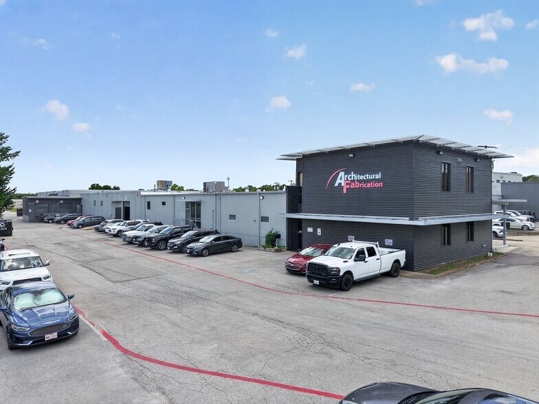 Primary Photo Of 2100 E Richmond Ave, Fort Worth Manufacturing For Lease