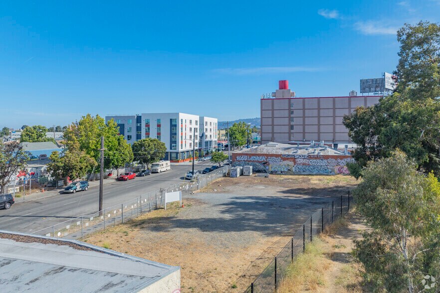 More Photos Of 2116 Brush St, Oakland Land For Sale