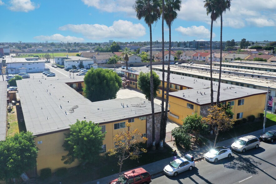 More Photos Of 8342-8402 Westminster Blvd, Westminster Apartments For Sale