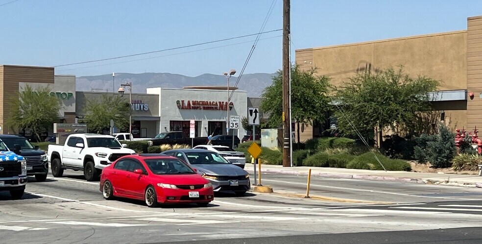 More Photos Of 3246 W Florida Ave, Hemet Unknown For Lease