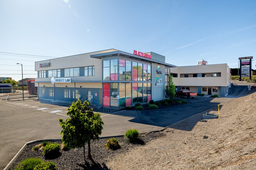 More Photos Of 830 N Columbia Center Blvd, Kennewick Loft Creative Space For Lease