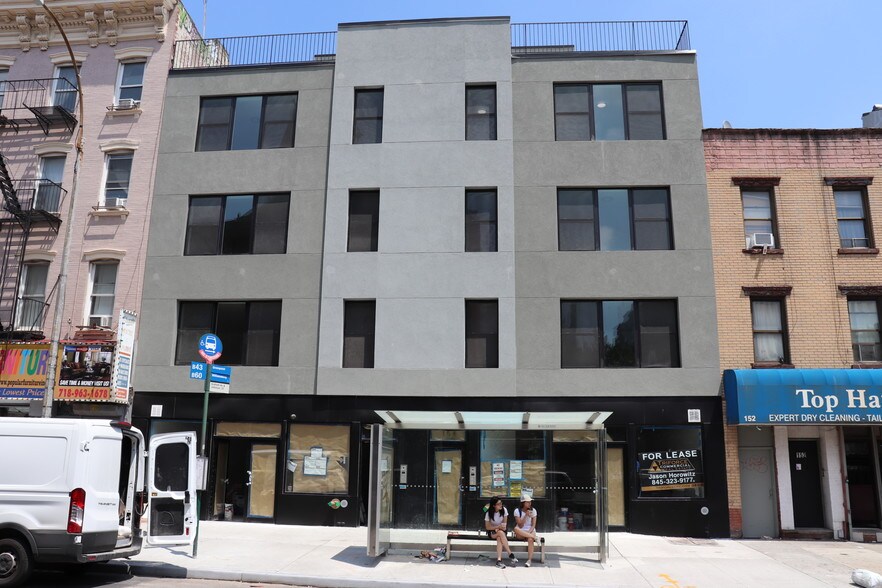 154 Graham Ave, Brooklyn, NY 11206 Retail For Lease