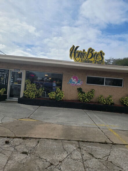 Primary Photo Of 7736 Lem Turner Rd, Jacksonville Freestanding For Sale