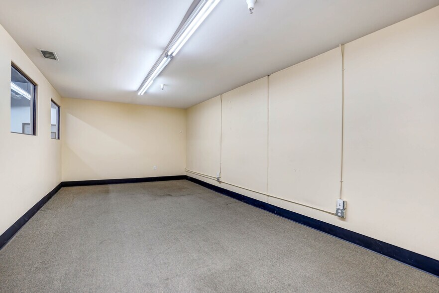 More Photos Of 10251 Trademark St, Rancho Cucamonga Office For Lease