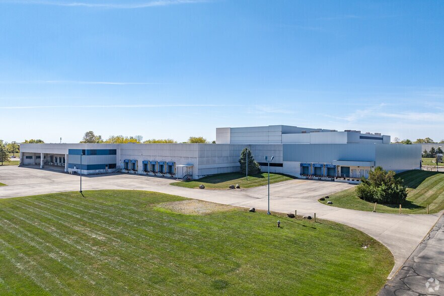 More Photos Of 5300 Crosswind Dr, Columbus Manufacturing For Lease