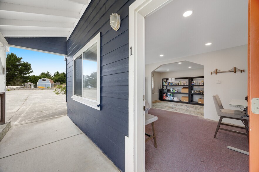 More Photos Of 129 Lower Pacific Dr, Whitethorn General Retail For Sale
