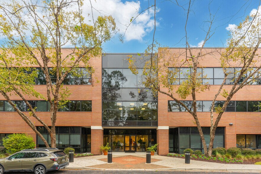 More Photos Of 3875 Faber Place Dr, North Charleston Medical For Lease