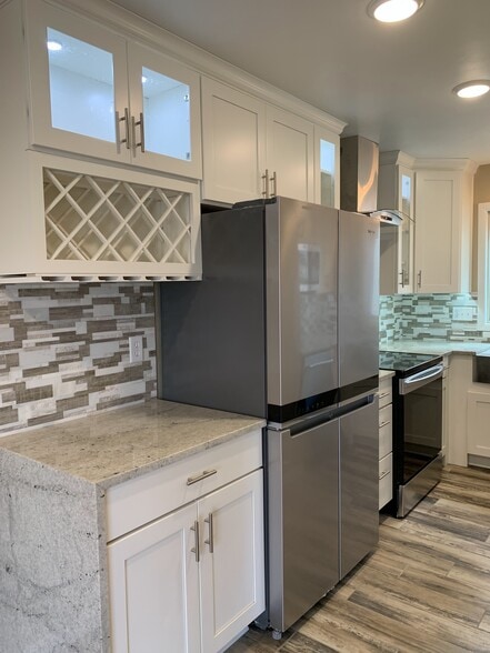 More Photos Of 1747 Oakdale Ave, Green Bay Apartments For Sale