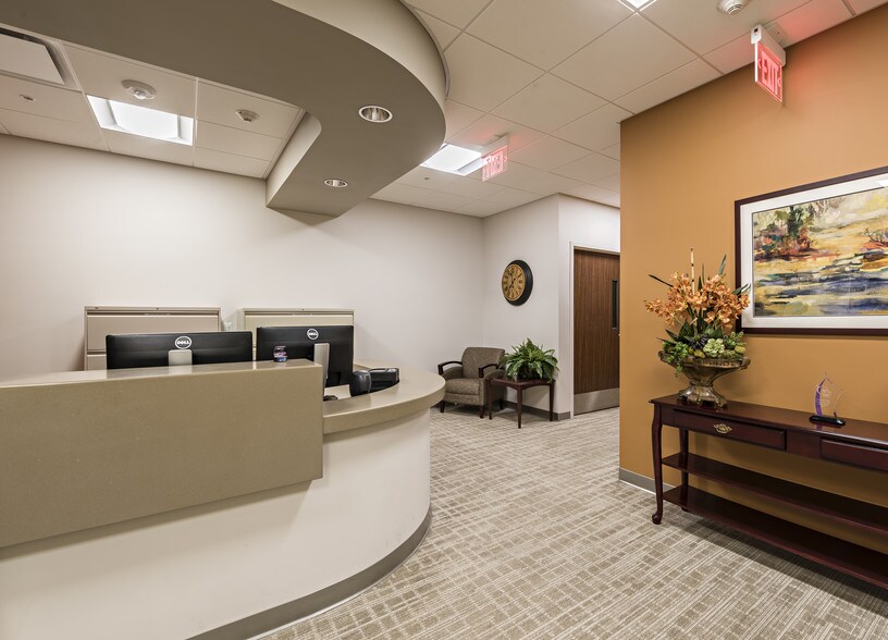 More Photos Of 4500 Morning Dr, Bakersfield Medical For Lease