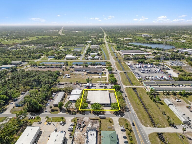 More Photos Of 6175 Babcock St SE, Palm Bay Freestanding For Lease