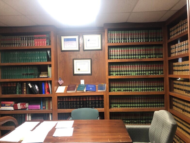 More Photos Of 1126 Ponce De Leon Ave, Atlanta Office For Sale