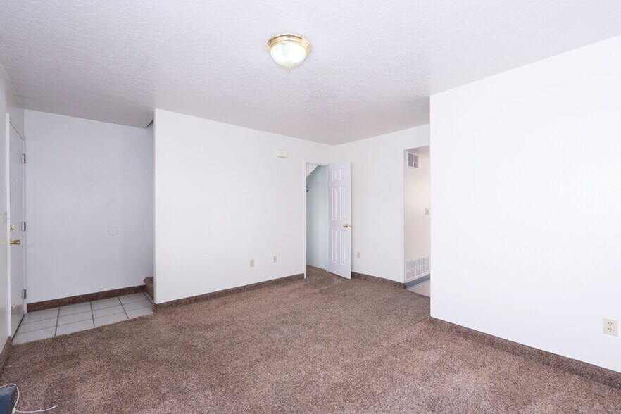 More Photos Of 275-360 S 300 E, Roosevelt Apartments For Sale