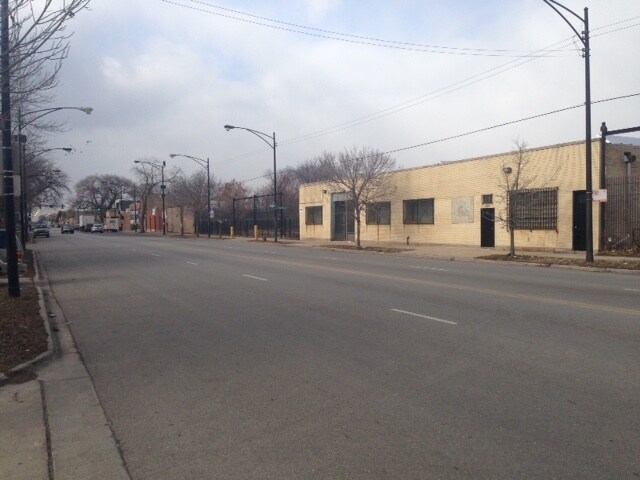 More Photos Of 4118 W Division St, Chicago Warehouse For Sale