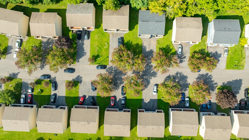 Primary Photo Of 205-274 Robert Dr, Syracuse Apartments For Sale