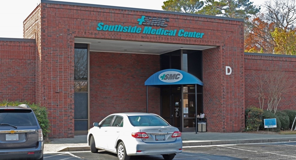 Primary Photo Of 275 Upper Riverdale Rd SW, Riverdale Medical For Lease