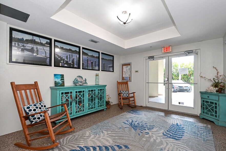 More Photos Of 516 S Tamiami Trl, Nokomis Apartments For Sale