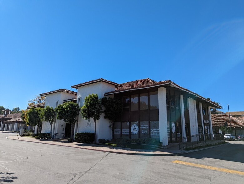 More Photos Of 23547-23641 Moulton Pky, Laguna Hills Unknown For Lease