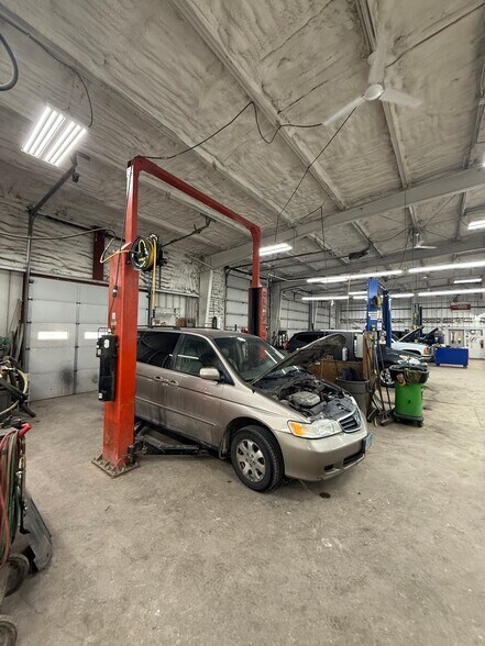 More Photos Of 41 5th Ave S, Kindred Specialty For Sale